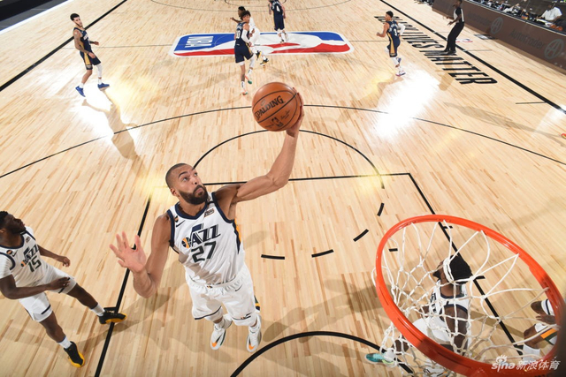 靠家族光环 靠家族光环