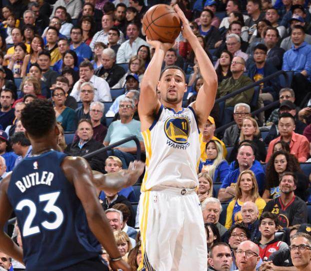 裁判在赛场 裁判在赛场