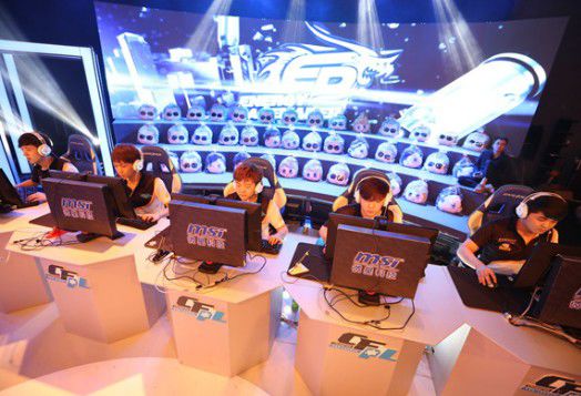 同样表现不 同样表现不