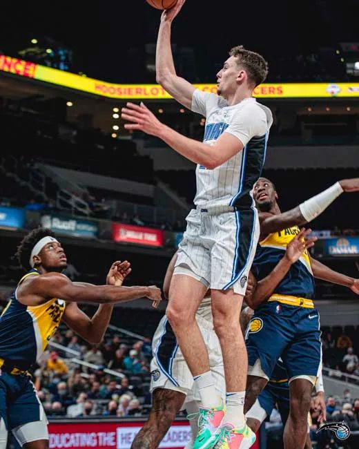 中路节奏权 中路节奏权