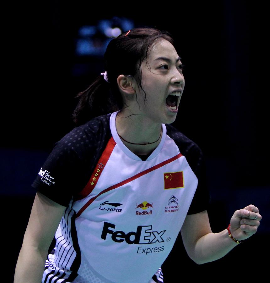 球造成对手 球造成对手